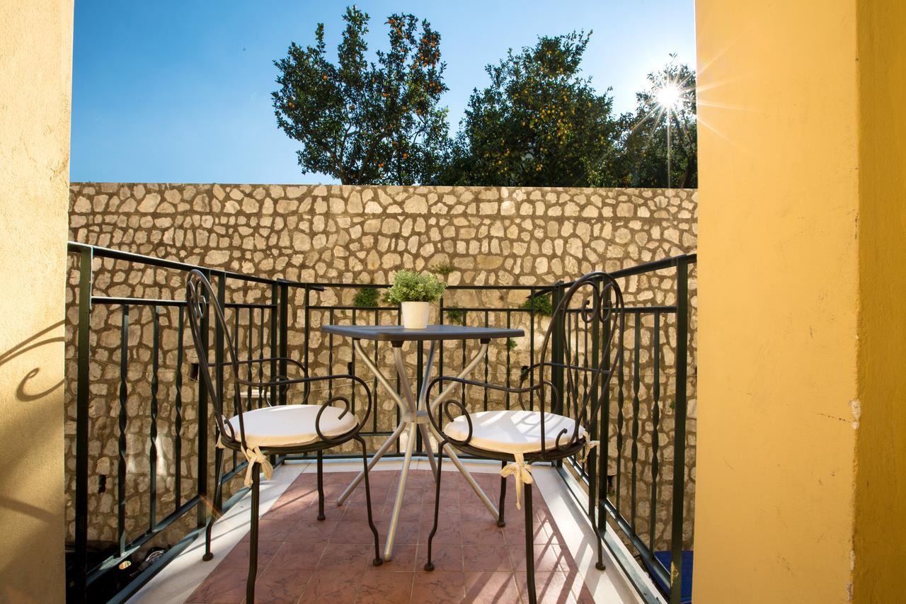 Palazzo Aranci Sorrento Coast Hotel Exterior photo